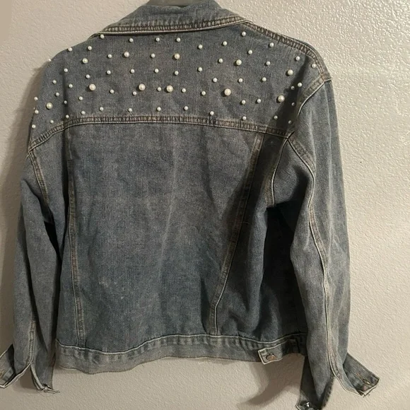 Denim jacket with pearl beading - Picture 2 of 2